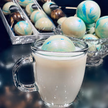 Load image into Gallery viewer, Peppermint chocolate bombs