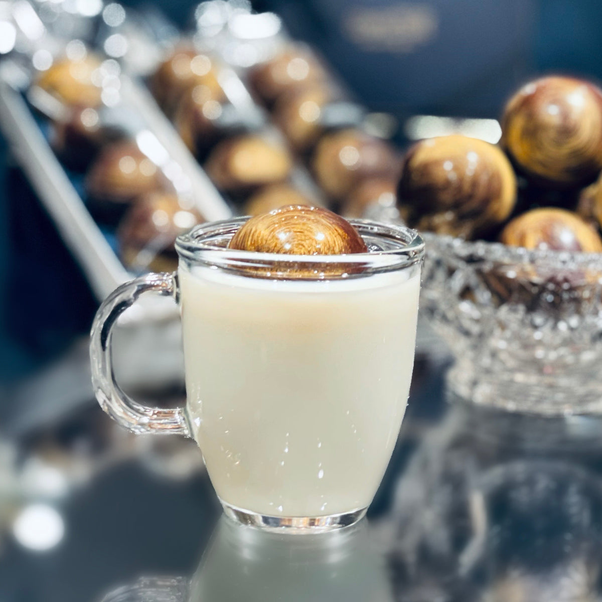 Classic chocolate bomb – Confecture Copenhagen
